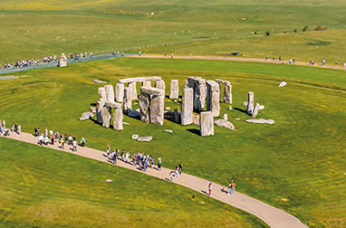 ストーンヘンジ巨石群