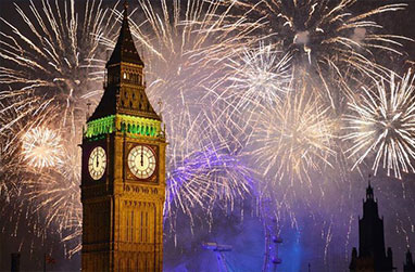 大晦日限定！テムズ川クルーズでロンドン花火と夜景を満喫｜シャンパンで年越し