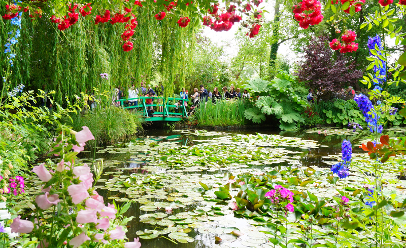 美しいフランスの村 薔薇の村ジェルブロワとジベルニー1日観光ツアー マイバスヨーロッパ公式サイト